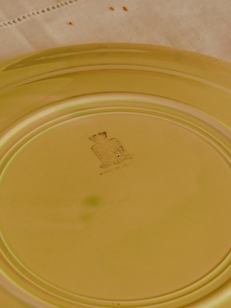 Antoinette, le lot de 5 assiettes en faïence verte N°341