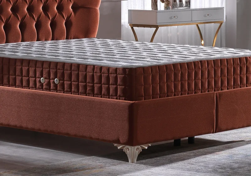 Lit king size capitonné marron ROYAL