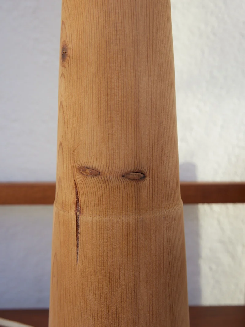 Julia, la lampe à poser en bois N°1034