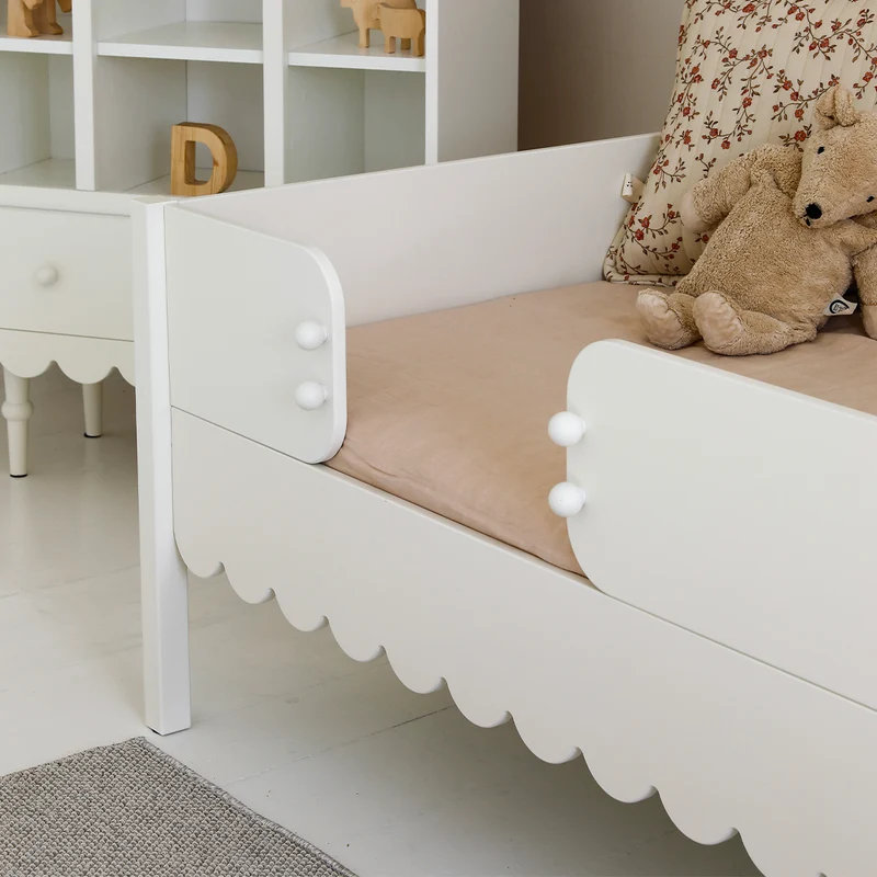Lit 90x200 barrière et sommier inclus Wood Luck Babushka Blanc