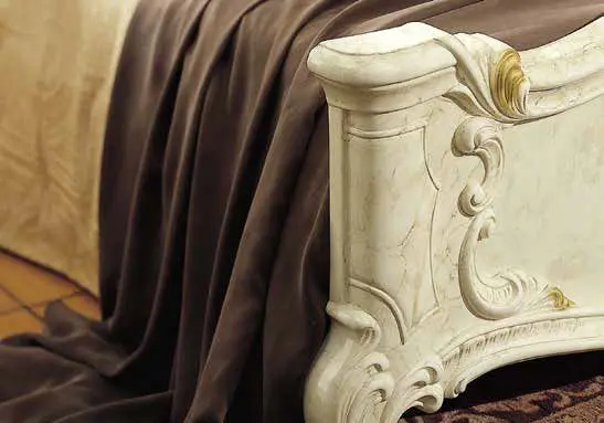 Chambre complète baroque capitonnée ivoire – KONE