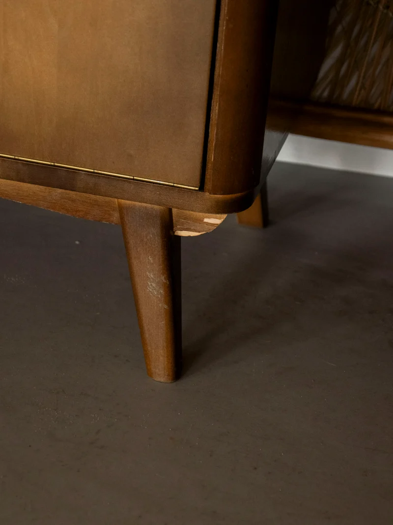 Maïa, la paire de tables de chevet mid-century N°1582