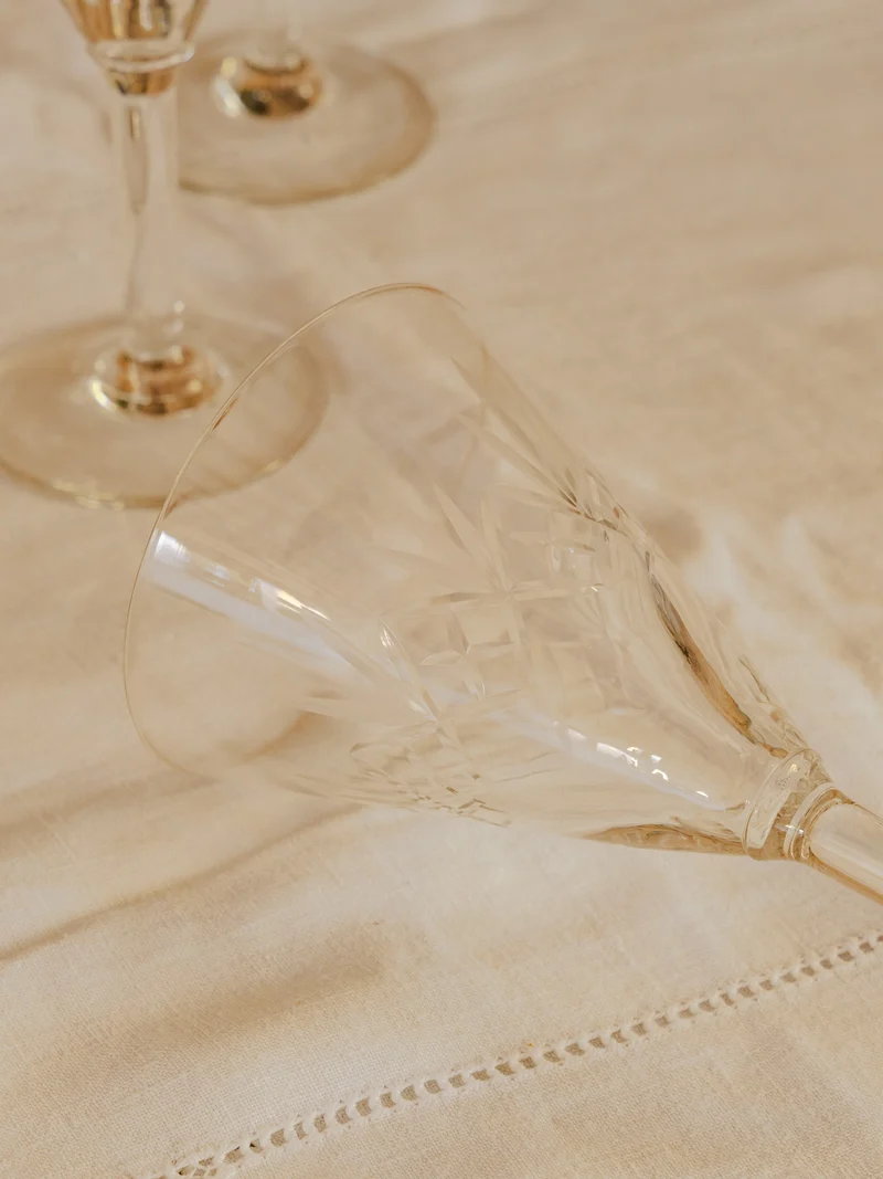 Eugène, le lot de 3 flûtes en verre N°251