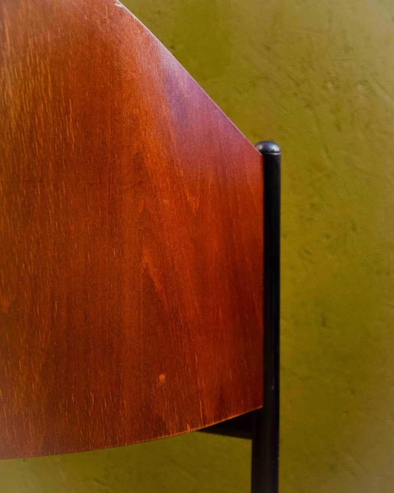 Alma, la chaise en bois cintré N°1919