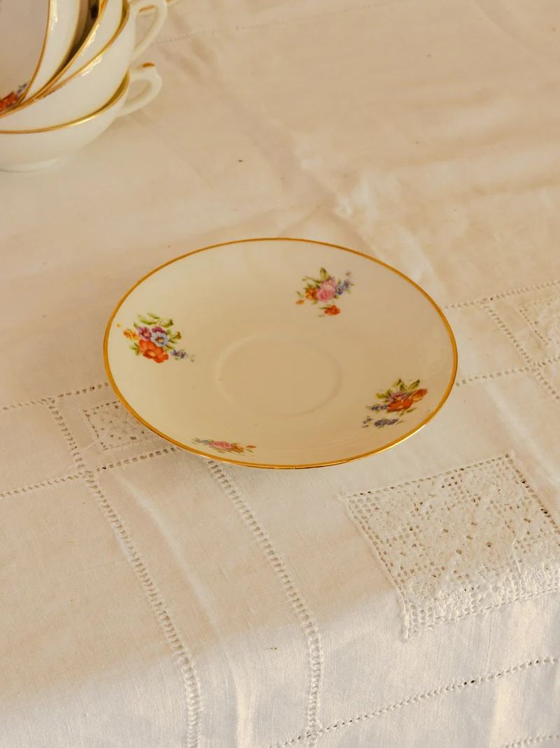 Nestor, le service de vaisselle en porcelaine N°763