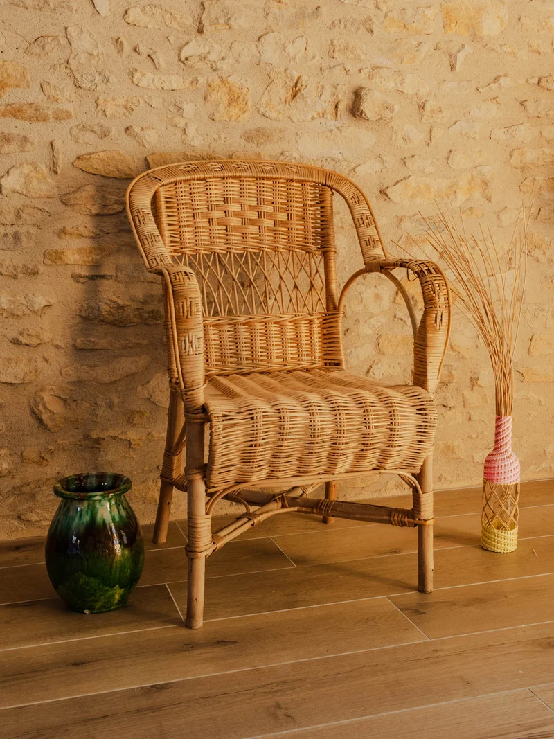 Ernest, le fauteuil en osier N°1582