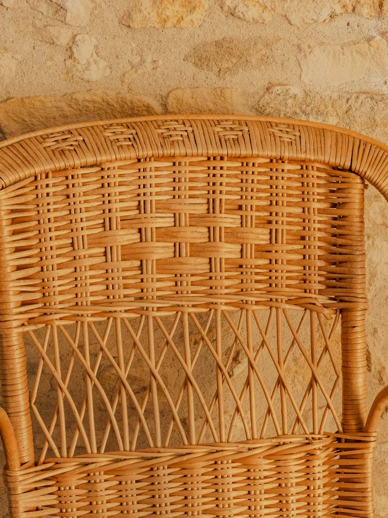Ernest, le fauteuil en osier N°1582