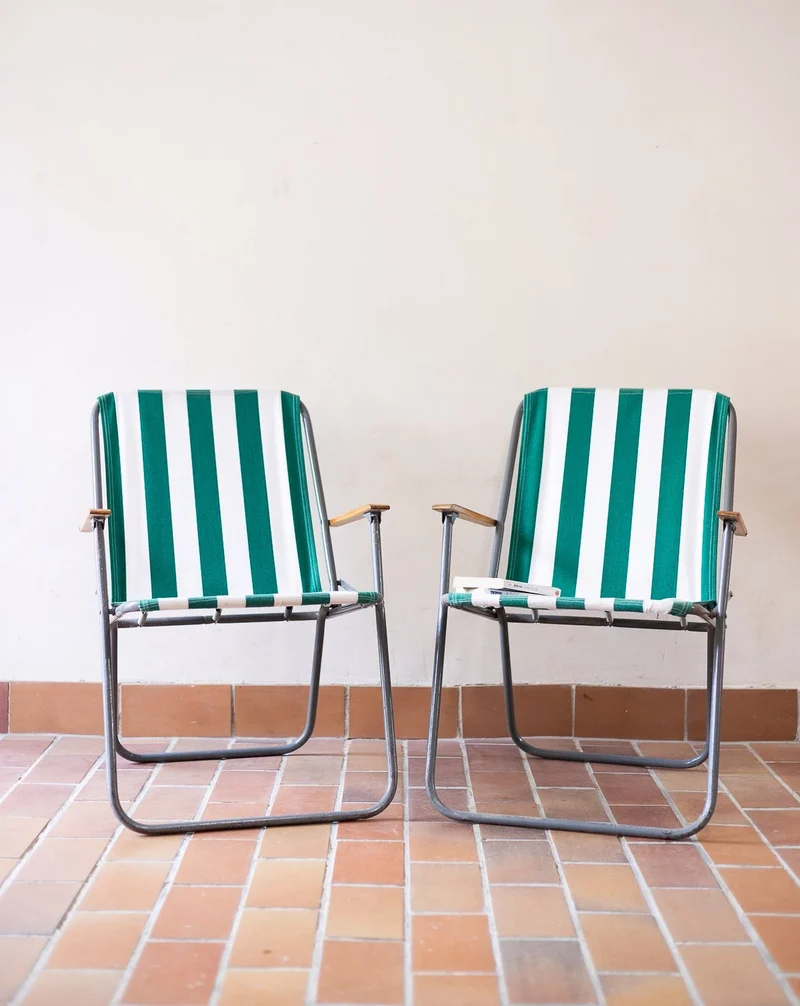 Alma, la paire de chaises rayées N°1895