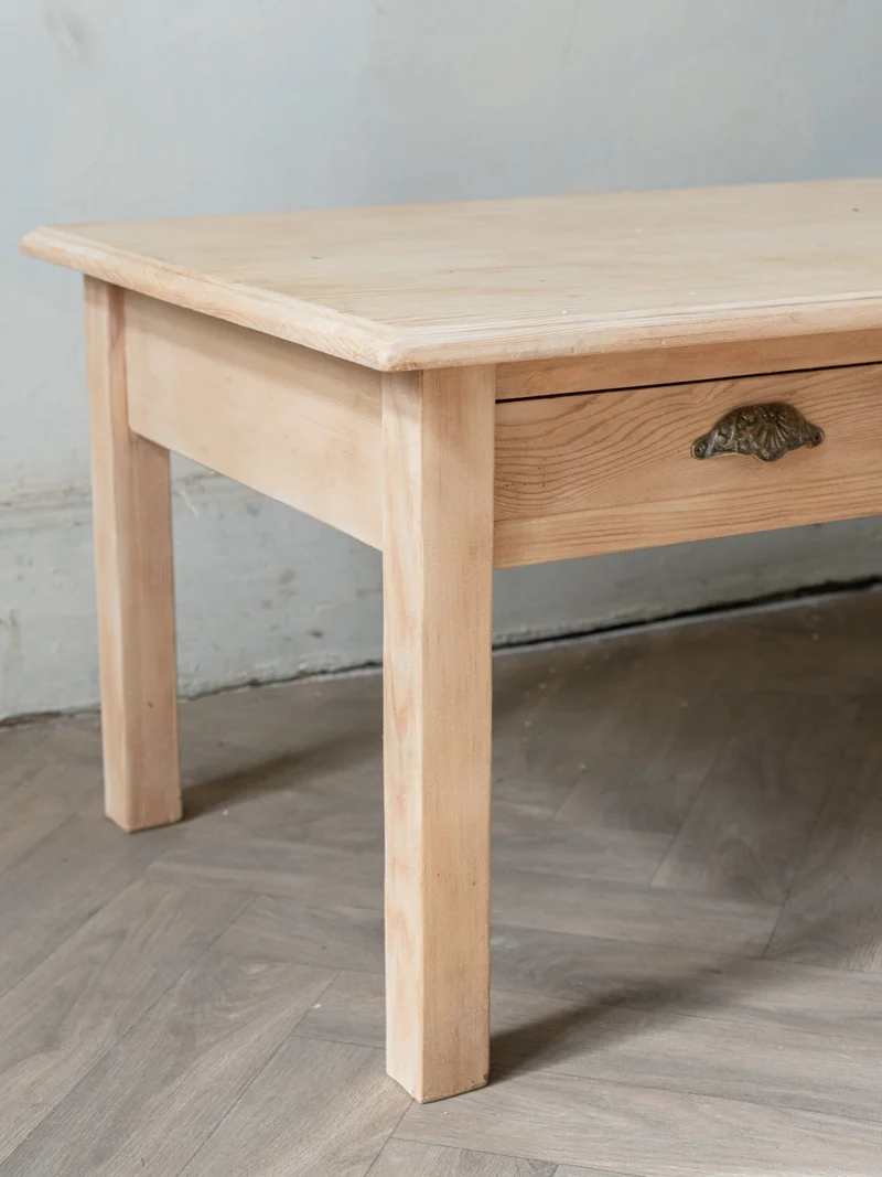 Léonie, la table basse en bois N°1136