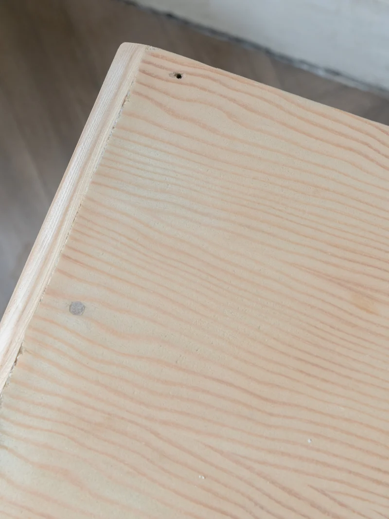 Léonie, la table basse en bois N°1136