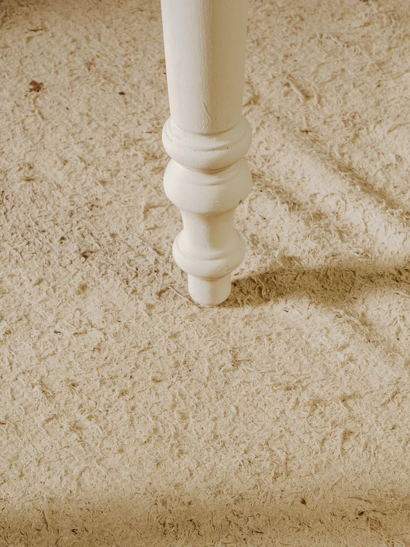 Romy, la table à manger ronde en bois N°1490
