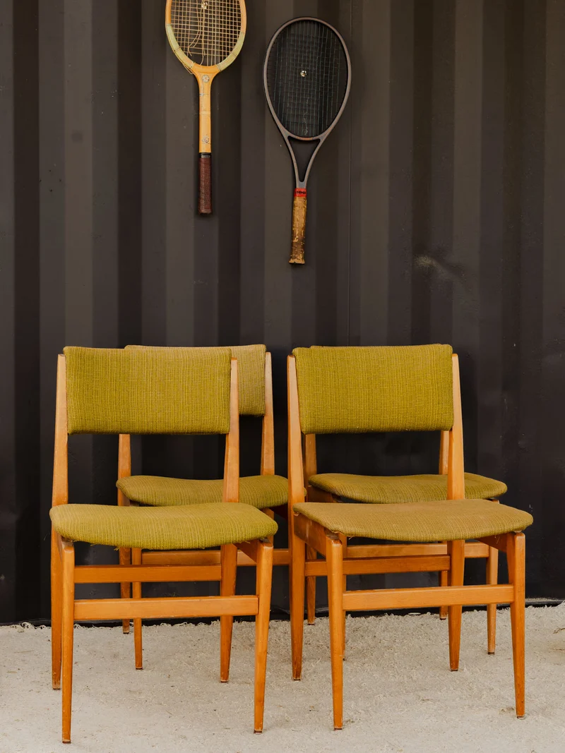Alma, le lot de 4 chaises en bois et tissu vert N°1872