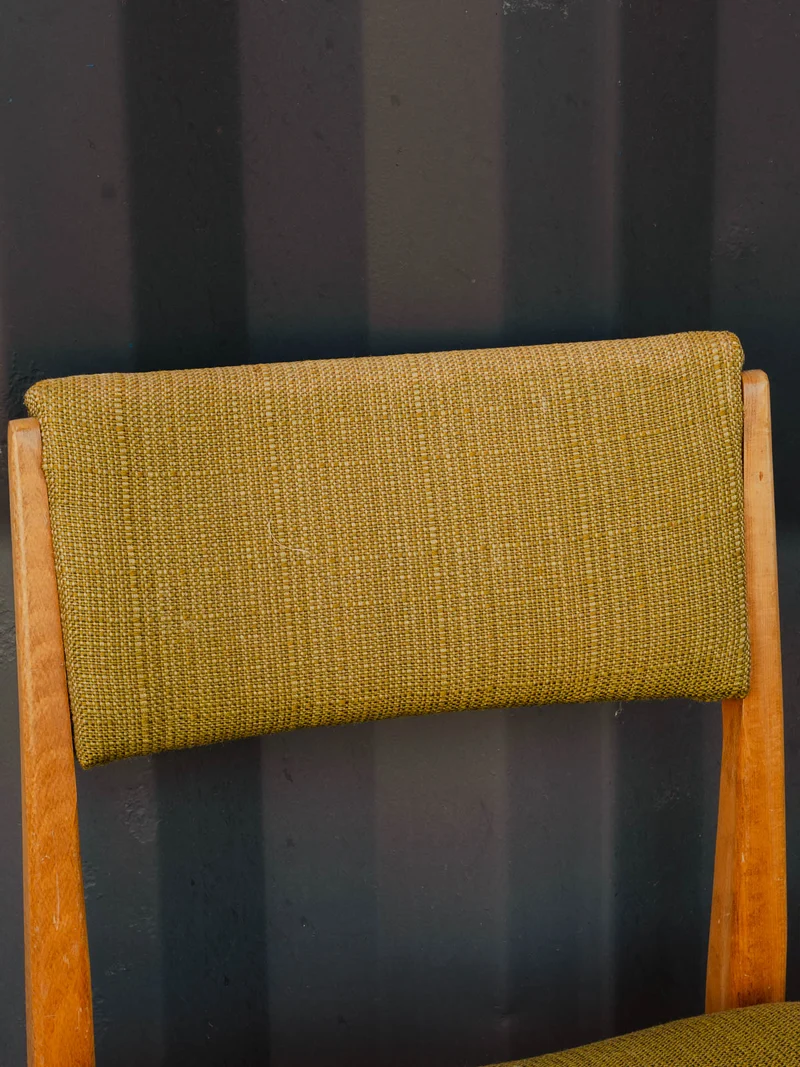Alma, le lot de 4 chaises en bois et tissu vert N°1872