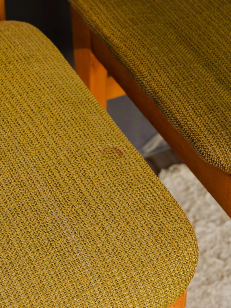 Alma, le lot de 4 chaises en bois et tissu vert N°1872