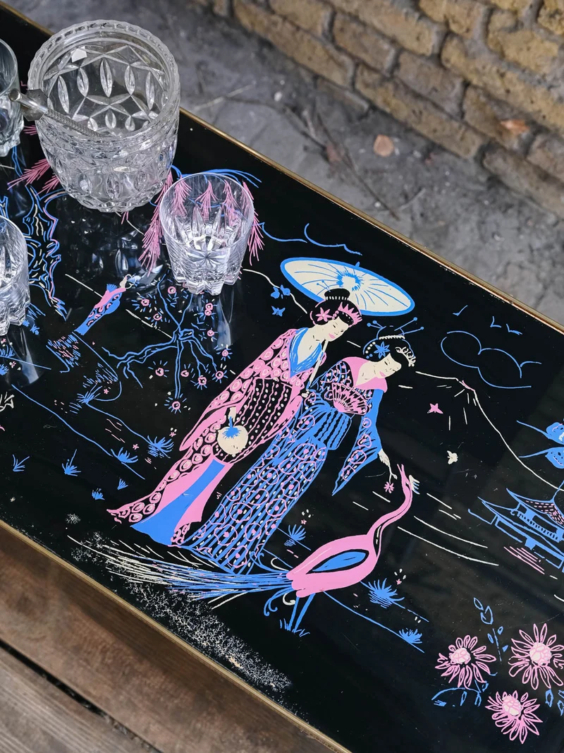 Donna, la table basse japonisante N°1527