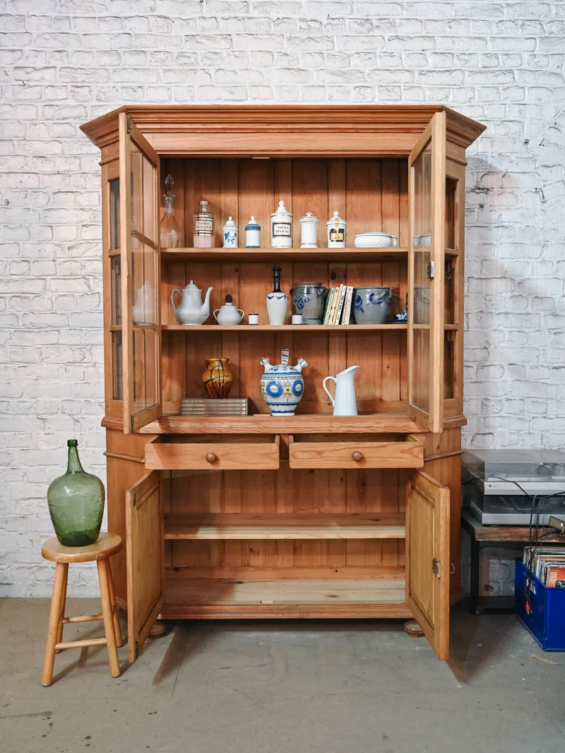 Maximilien, le vaisselier style campagne en bois N°398