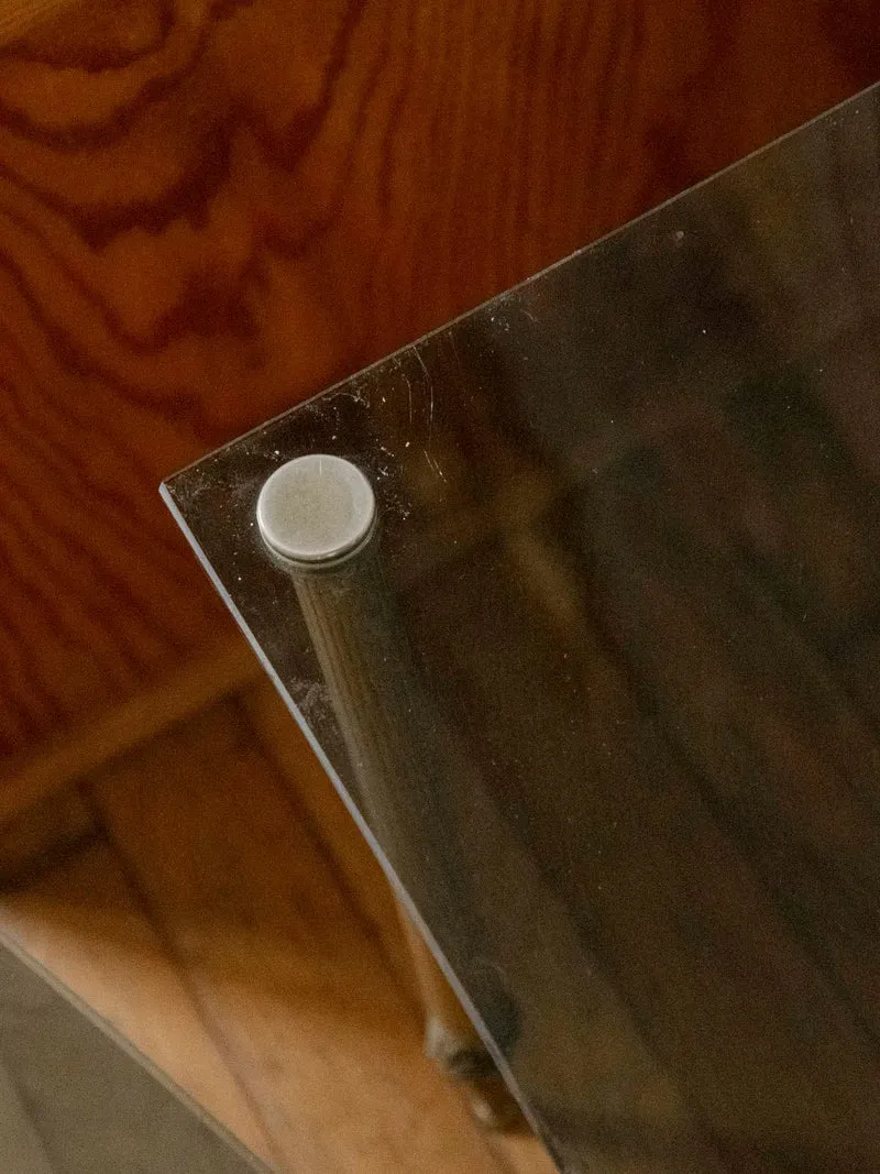 Barbara, la table gigogne en verre fumé N°194