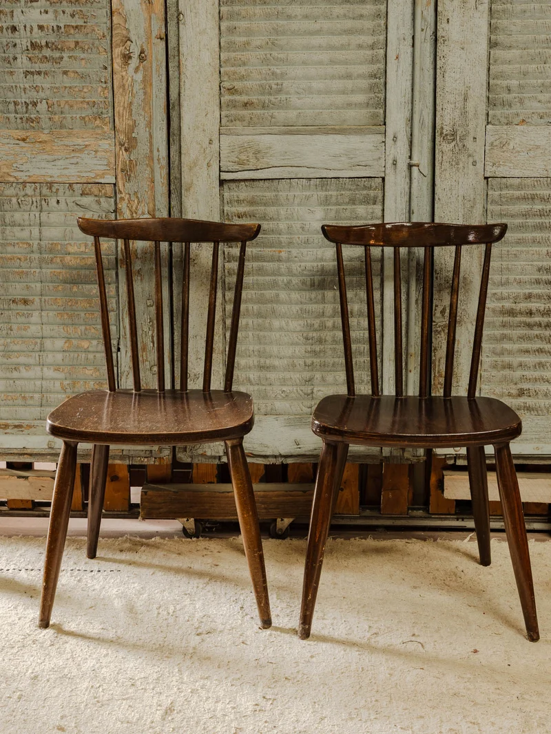 Claude, le lot de 3 chaises en bois N°1566
