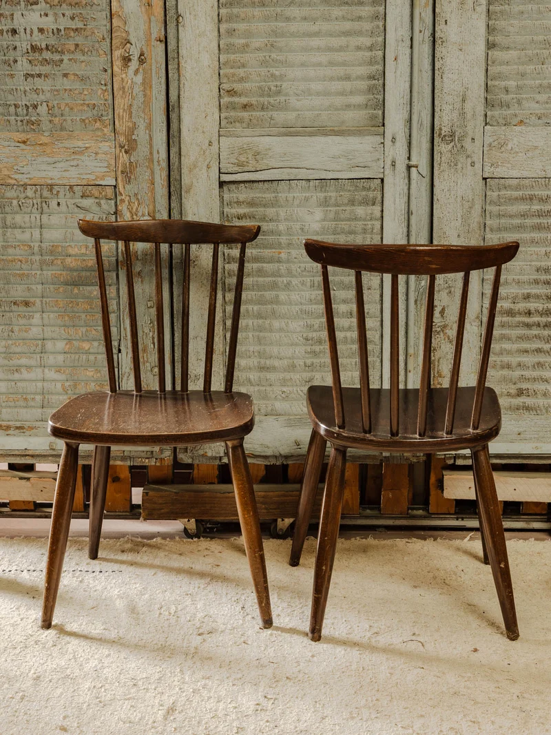 Claude, le lot de 3 chaises en bois N°1566