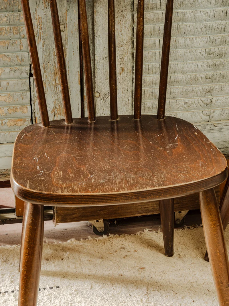 Claude, le lot de 3 chaises en bois N°1566