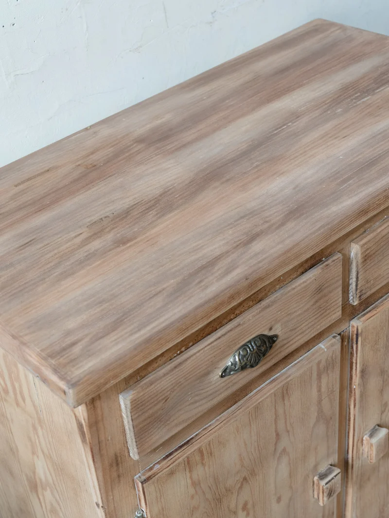 Gilbert, le buffet en bois de style campagne N°1804