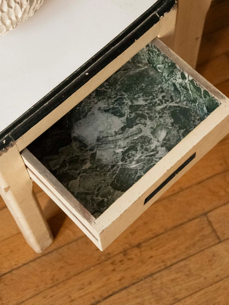 Hanna, la table d'appoint en formica beige N°1530