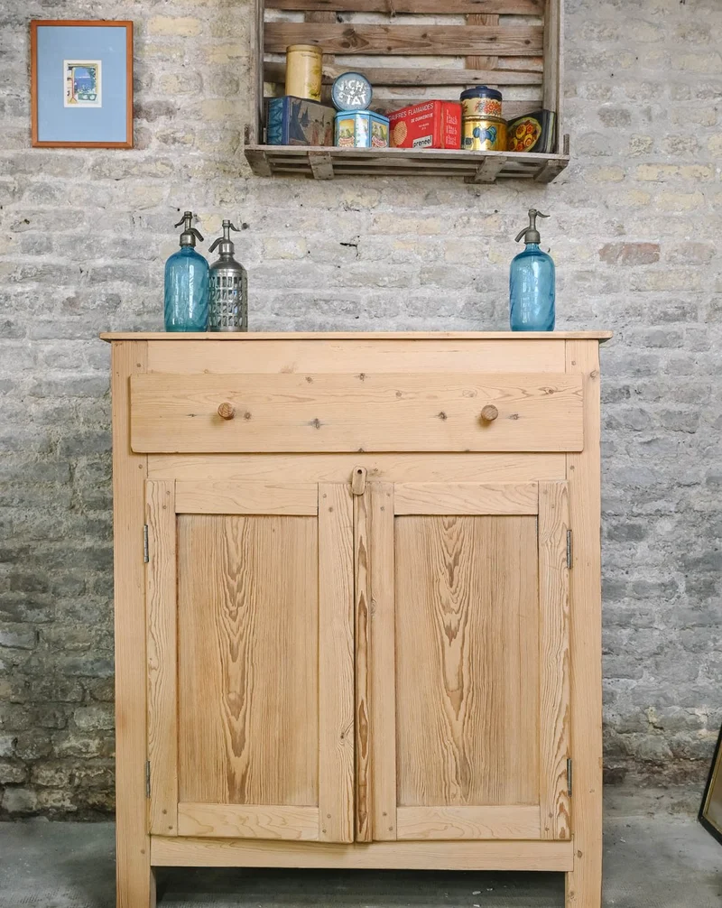 Gilbert, le buffet de campagne en pin clair N°1794