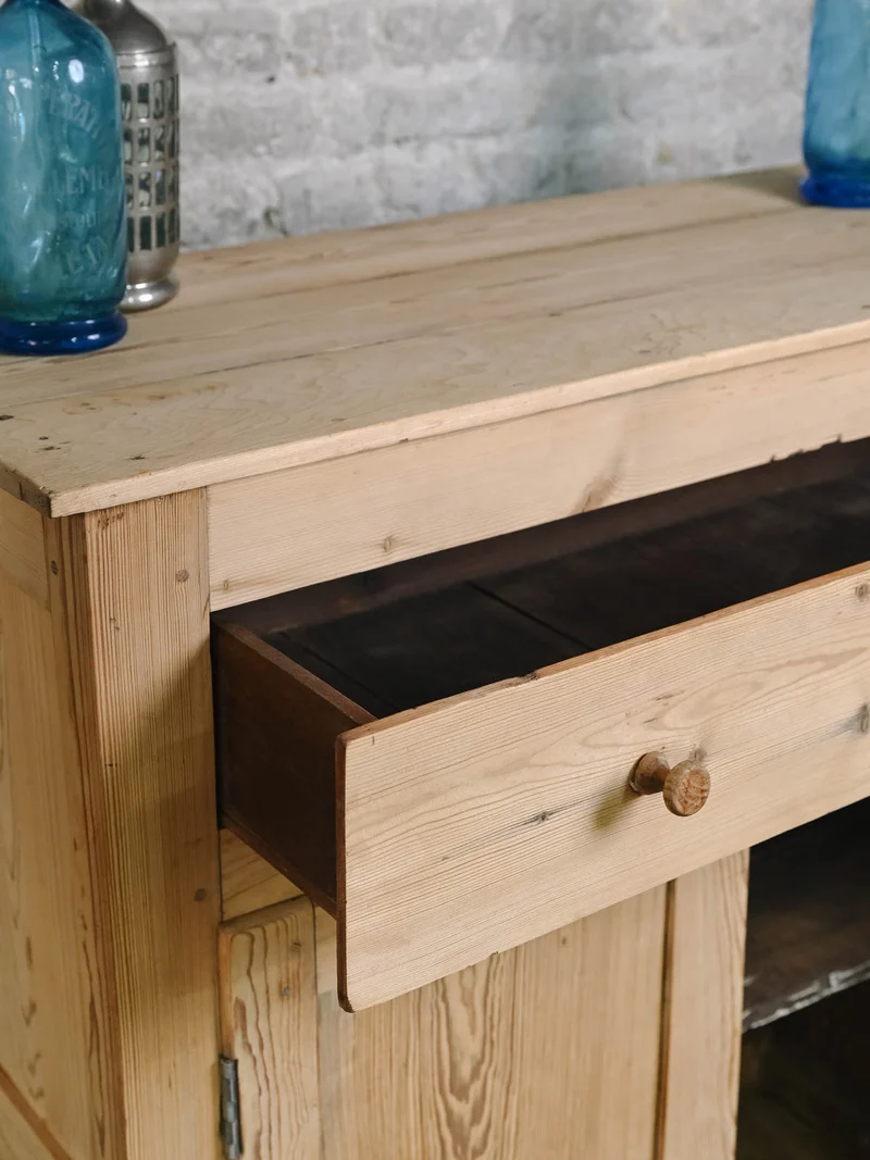 Gilbert, le buffet de campagne en pin clair N°1794