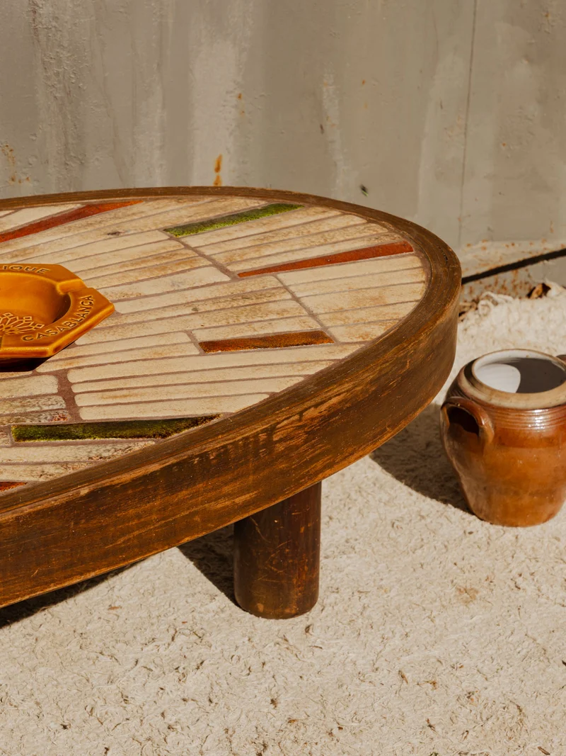 Donna, la table basse en bois et céramique N°1130
