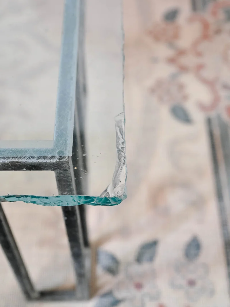 Donna, la table basse en verre et fer forgé N°1529
