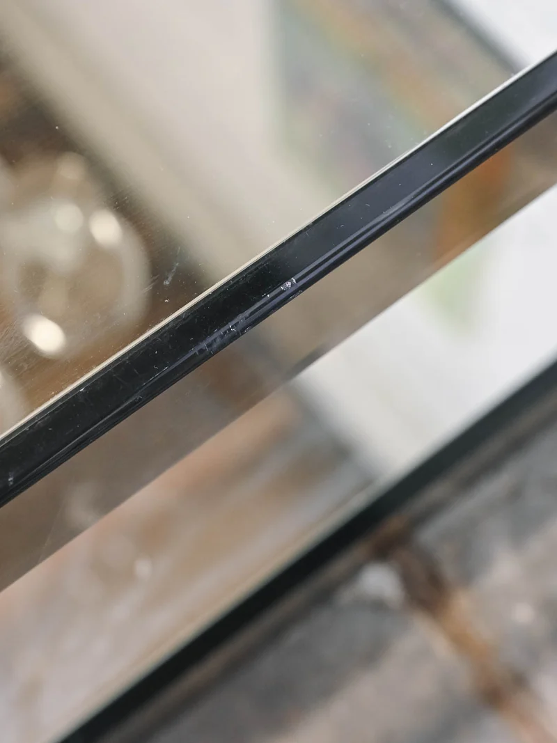 Donna, la table basse en verre et plexi N°1528