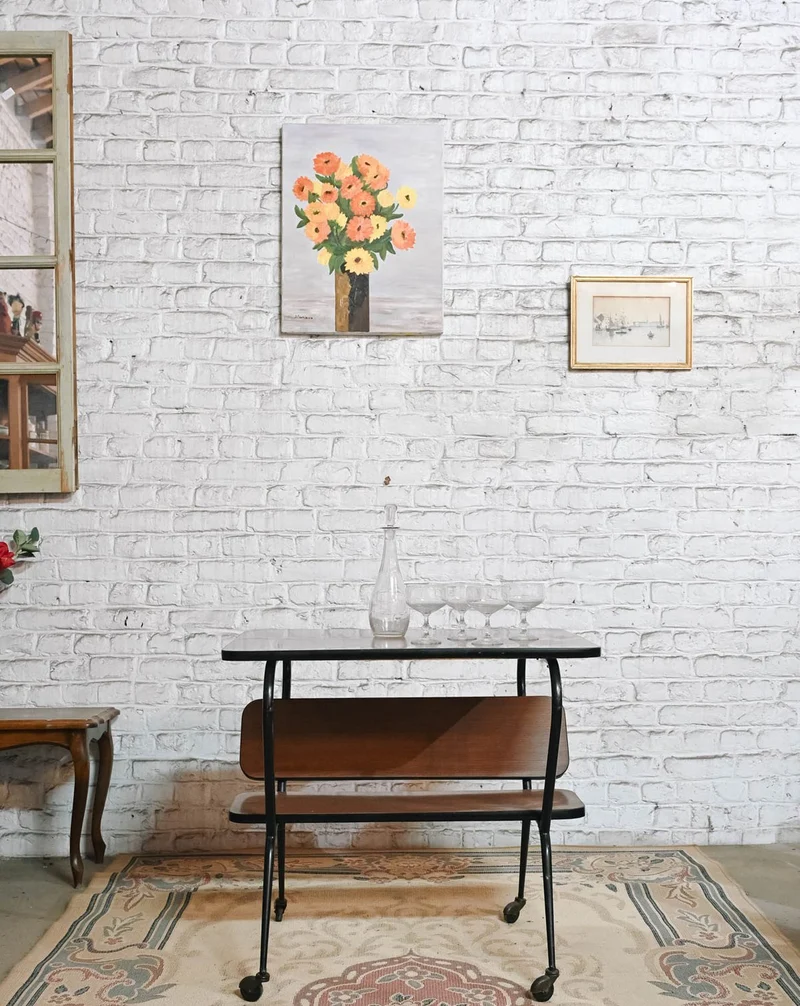 Anouk, la desserte vintage en formica N°387