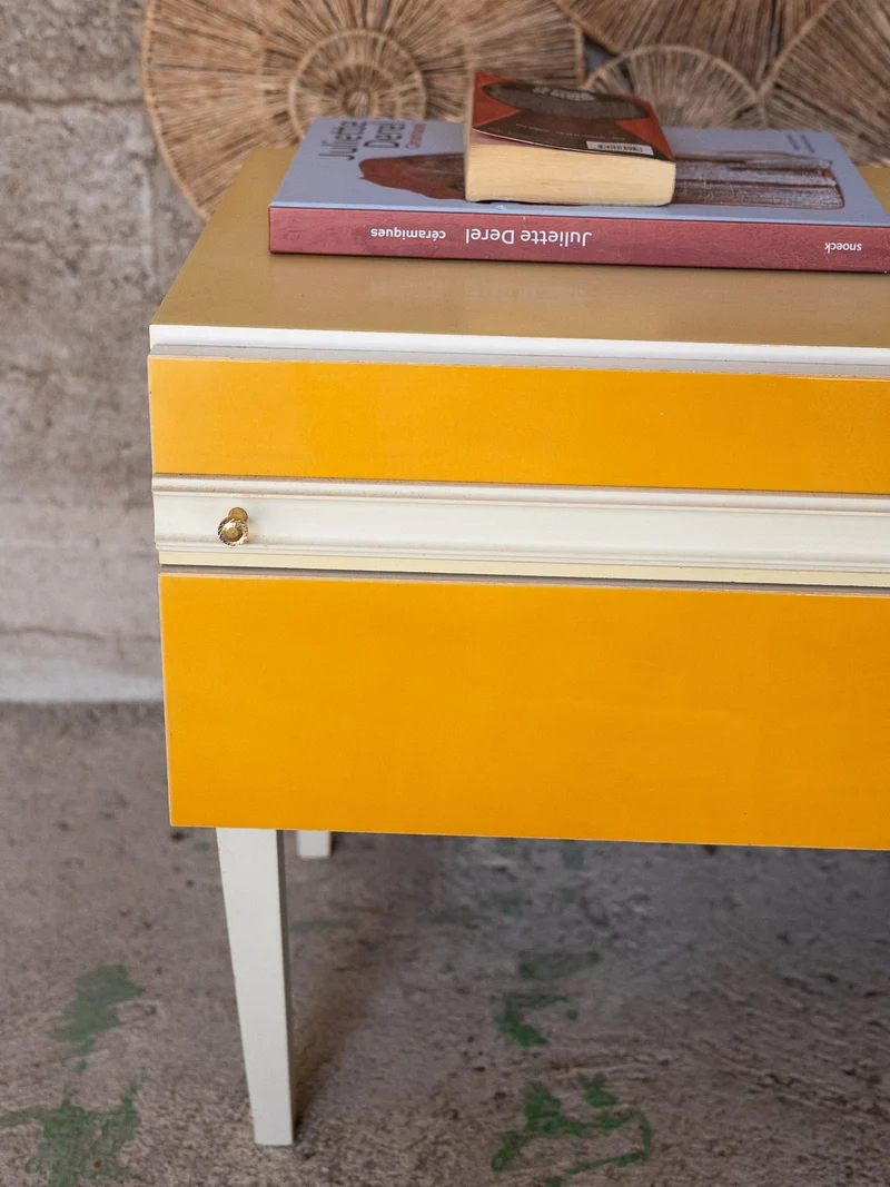 Maïa, la paire de tables de chevet des années 70 N°1565