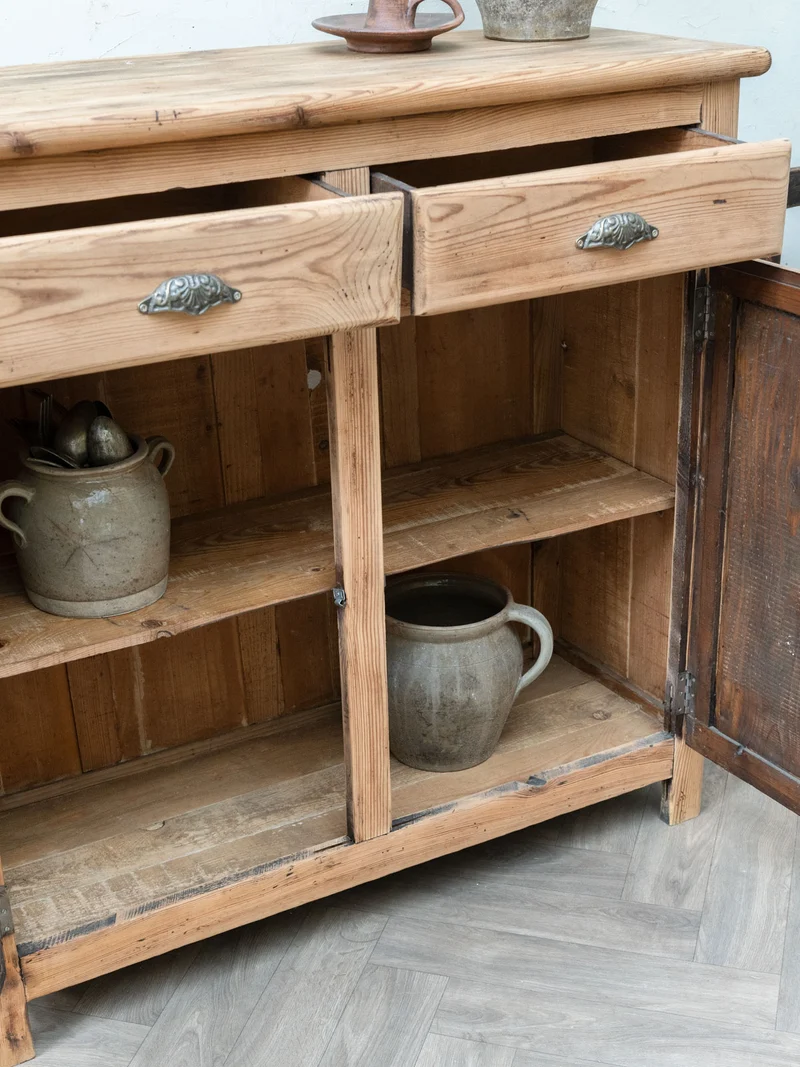 Gilbert, le buffet en bois ancien style campagne N°1806