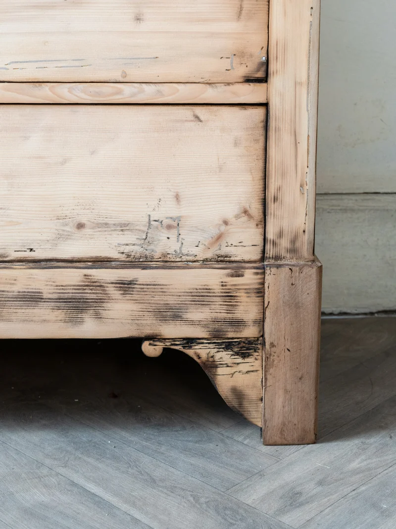 Garance, la commode ancienne en bois N°737