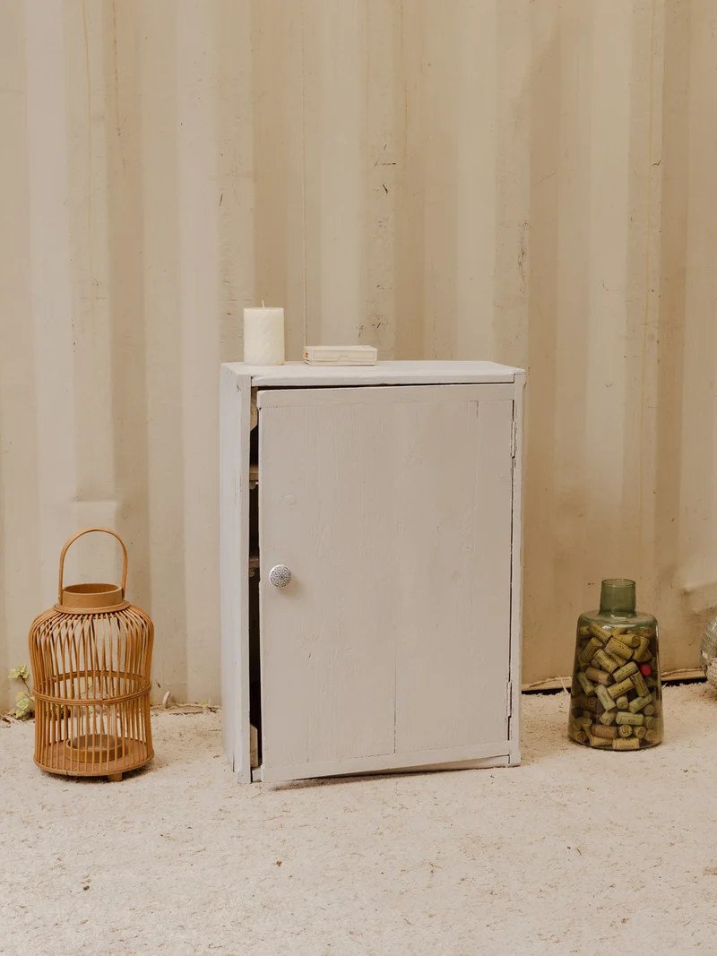 Gaëlle, l'armoire à pharmacie en bois blanc N°1511