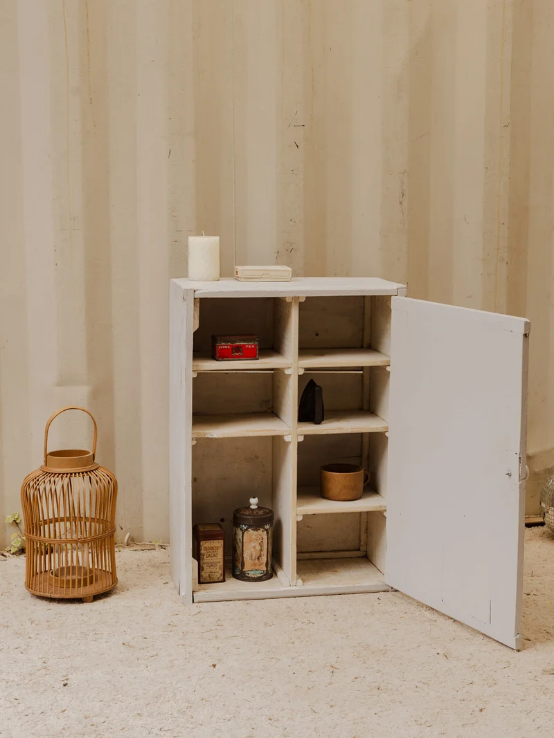 Gaëlle, l'armoire à pharmacie en bois blanc N°1511