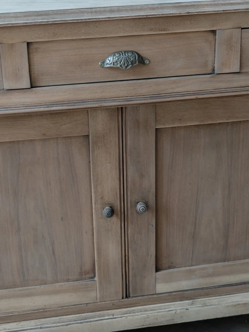 Gilbert, le buffet comptoir en bois massif N°1803