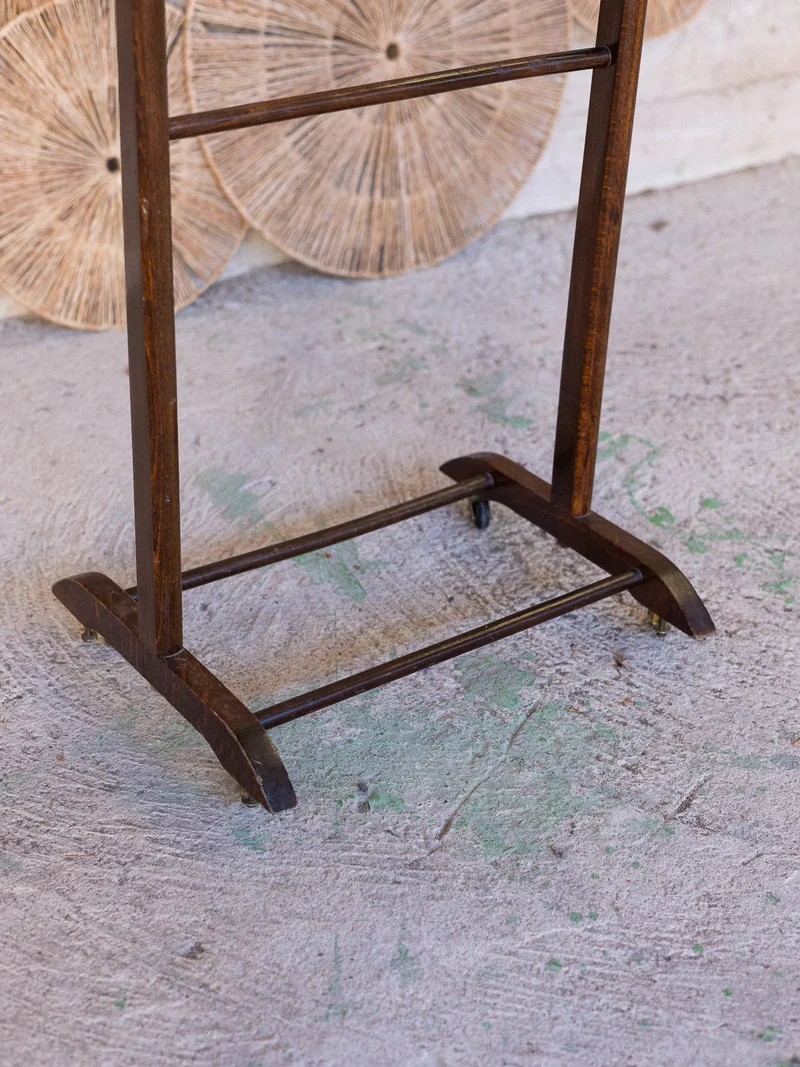 Pablo, le chevalet en bois N°13