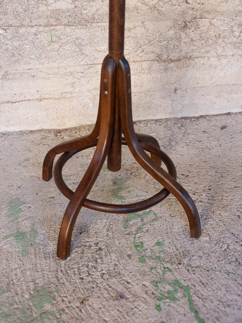 Max, le porte-manteau perroquet N°462