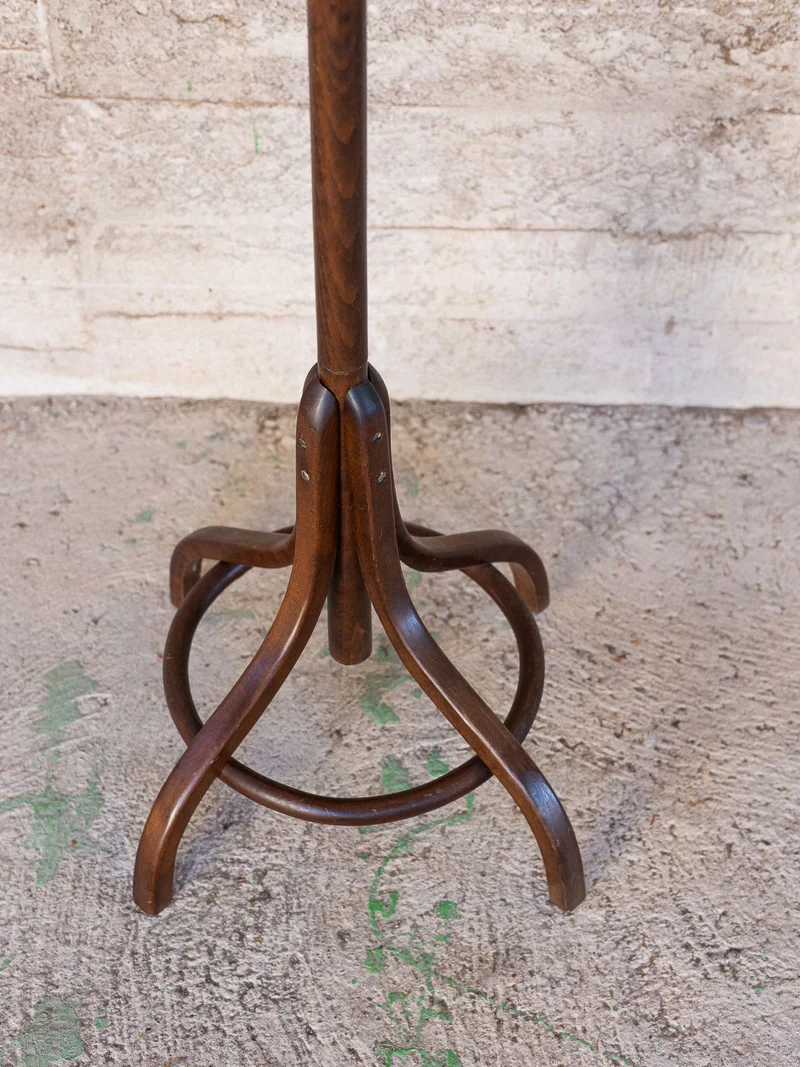 Max, le porte-manteau perroquet N°462