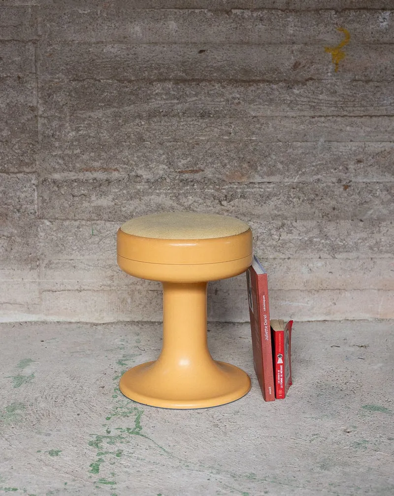 Axel, le tabouret des années 70 N°742