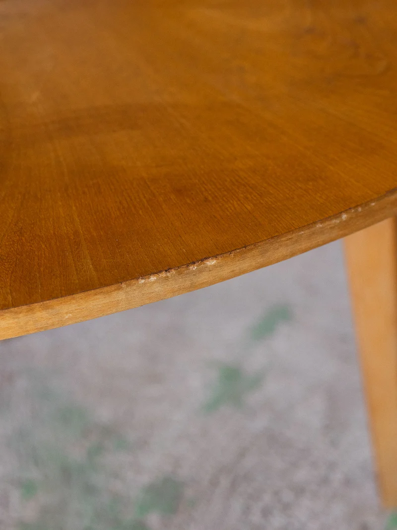 Donna, la table basse tripode N°1531