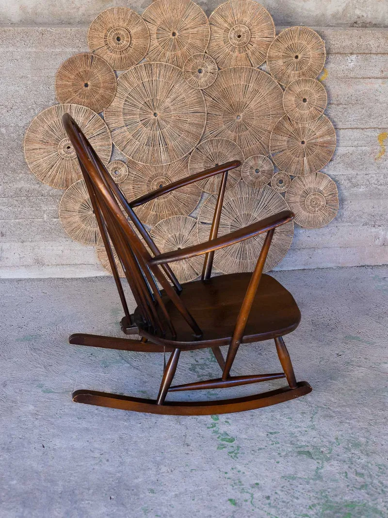 Alibert, le rocking-chair anglais en hêtre N°101