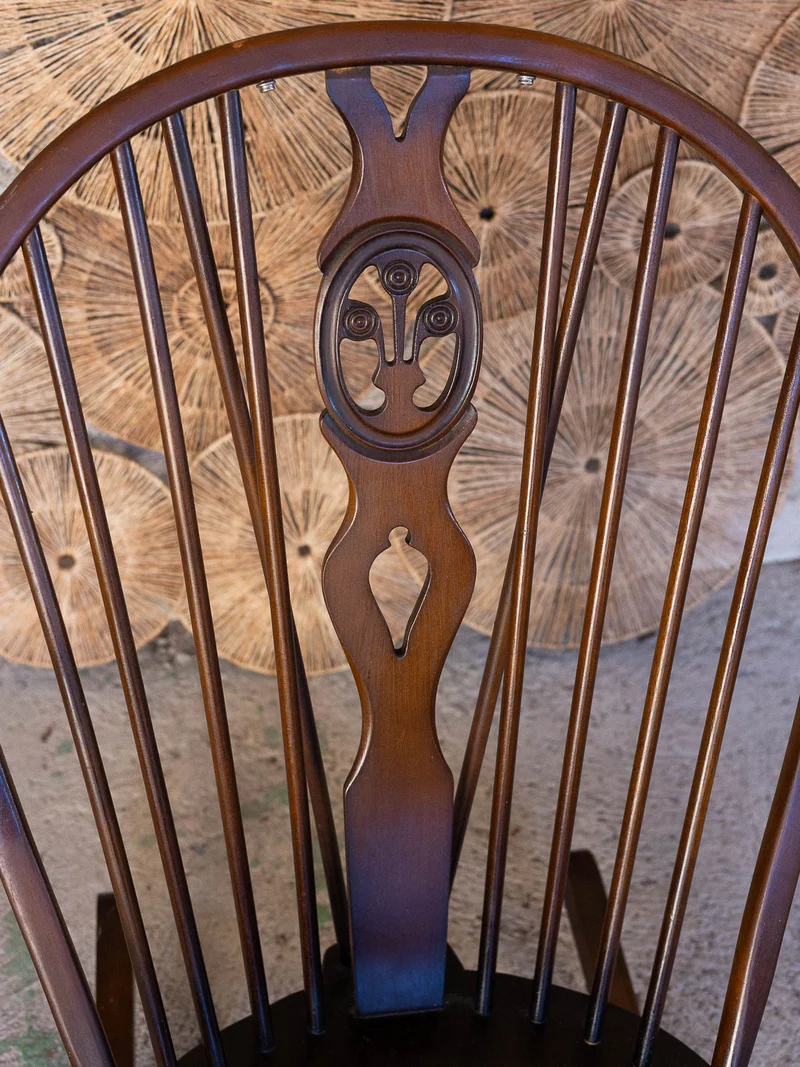 Alibert, le rocking-chair anglais en hêtre N°101