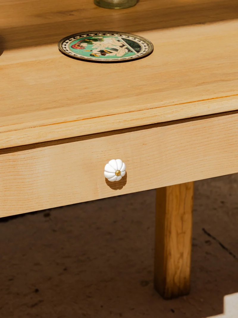Romy, la table à manger en bois N°1483