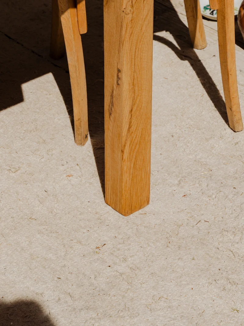 Romy, la table à manger en bois N°1483
