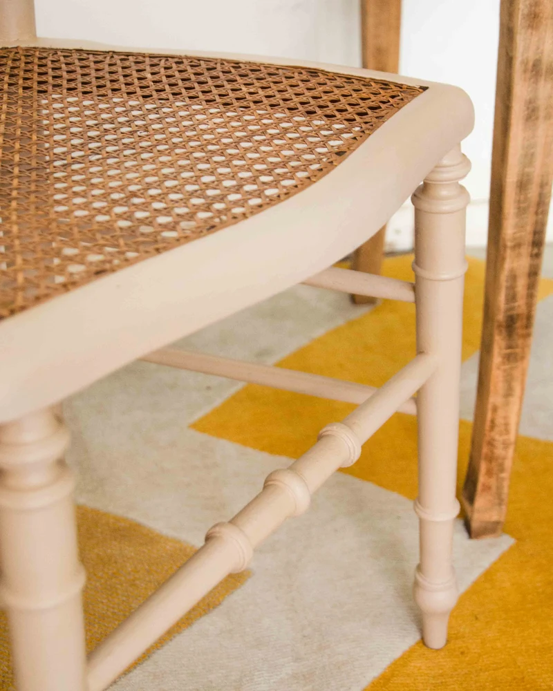 Claude, la petite chaise en cannage N°1570