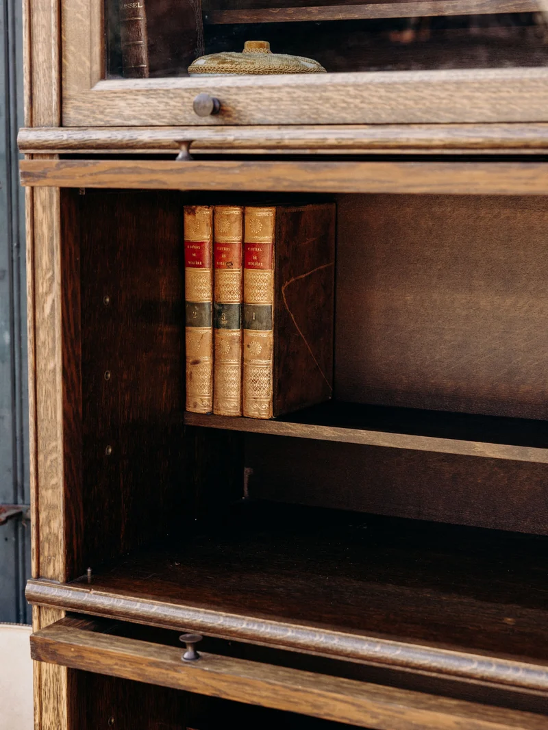 Victoria, la vitrine modulable en bois brut N°1318