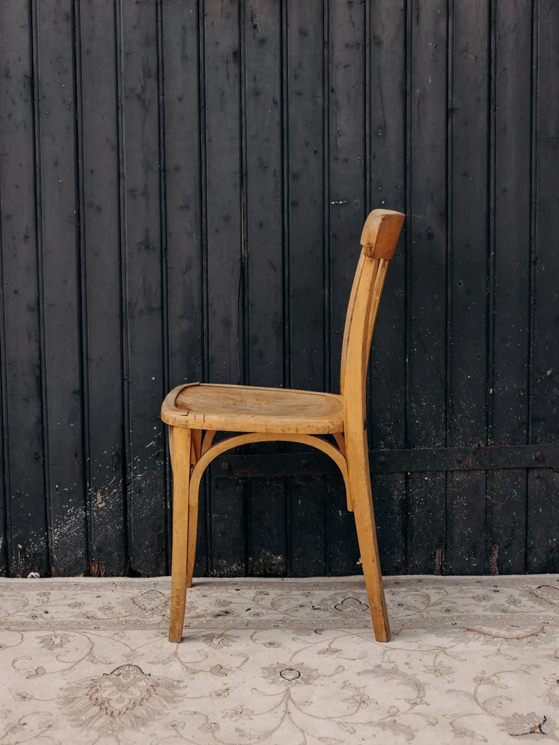 Claude, la chaise de bistrot parisien typique N°1558